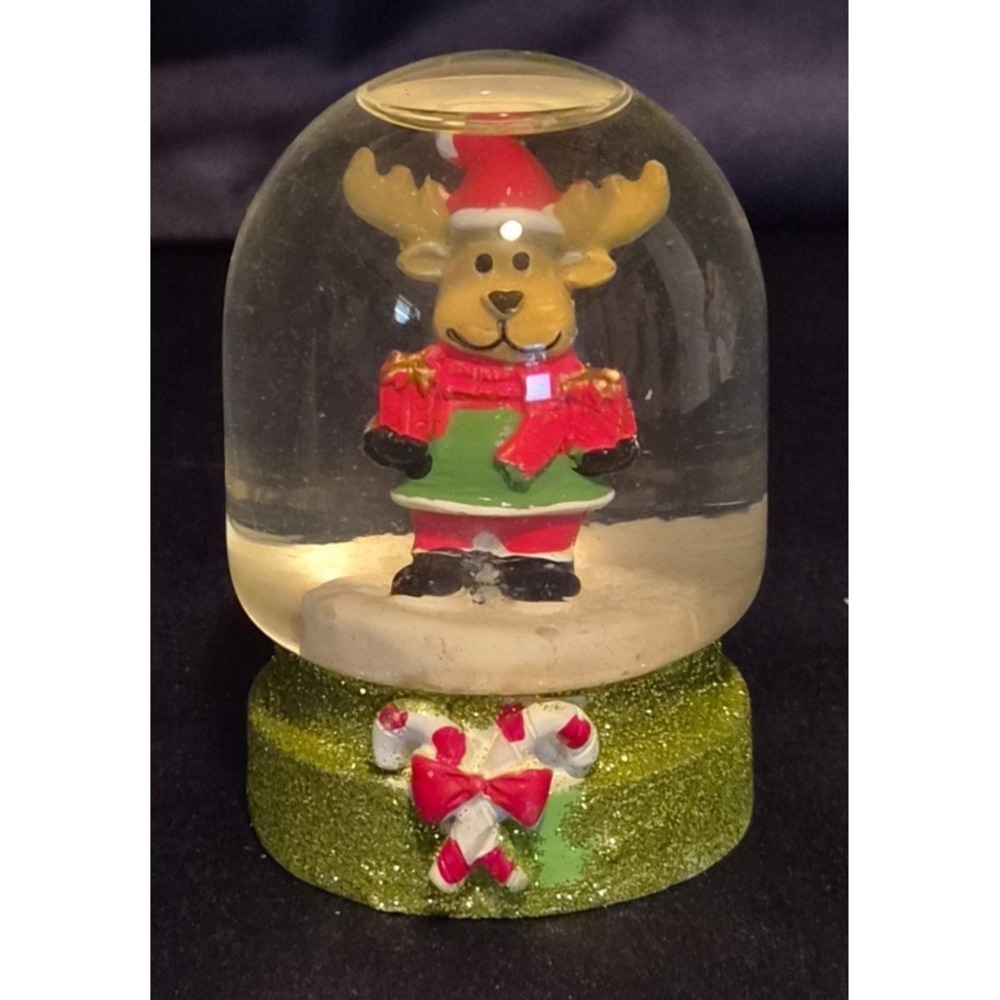 Small Christmas Moose Snow Globe